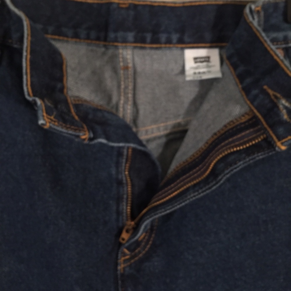Classic Levi’s 550 Denim Skirt - Picture 5 of 7